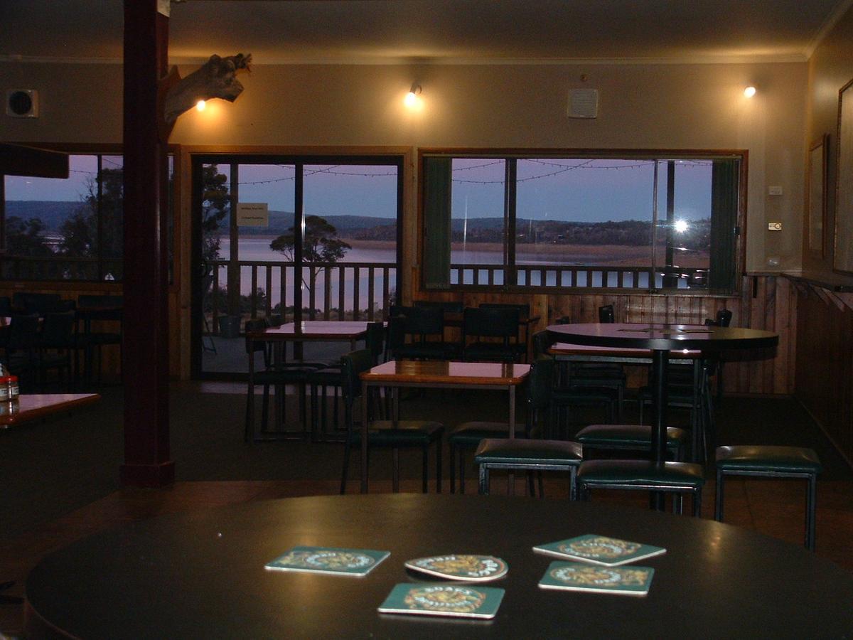 Great Lake Hotel Liawenee Exteriör bild