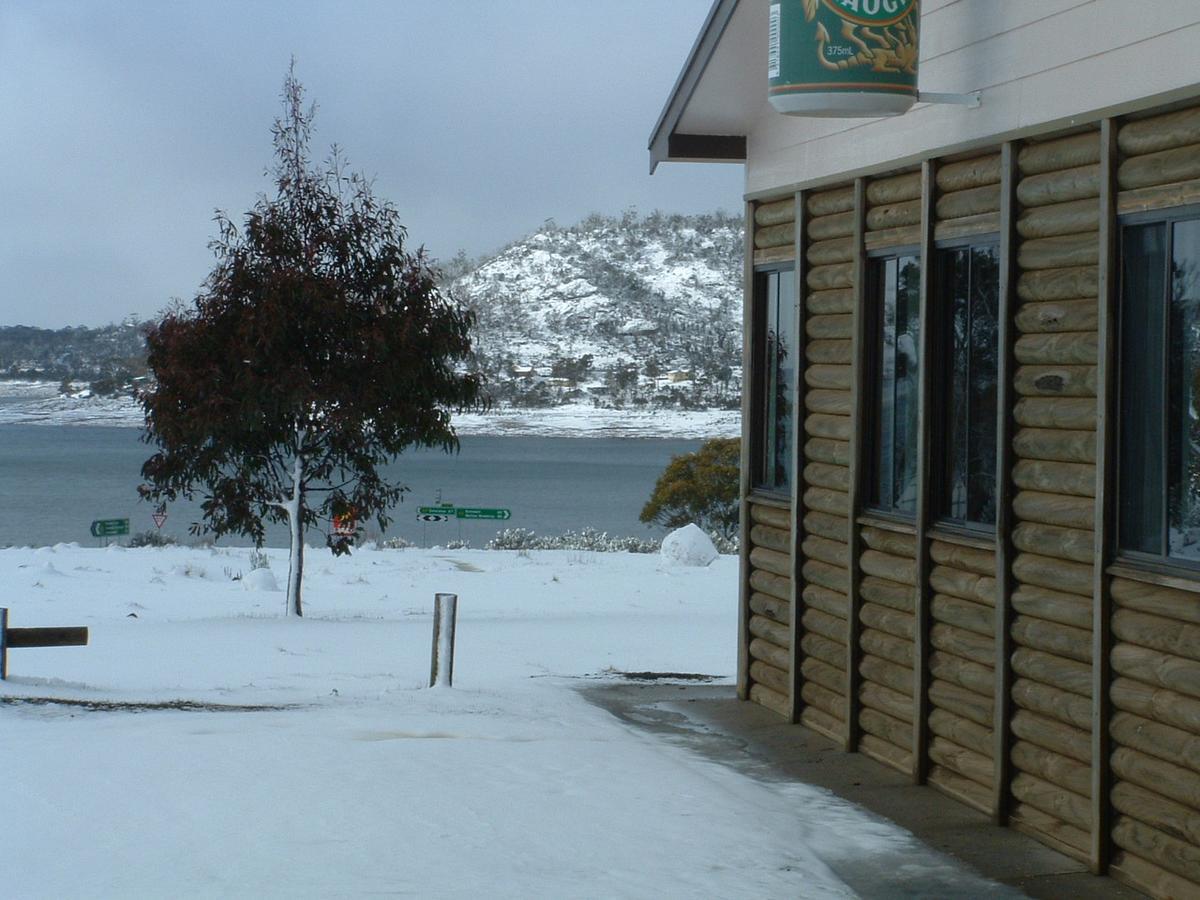 Great Lake Hotel Liawenee Exteriör bild